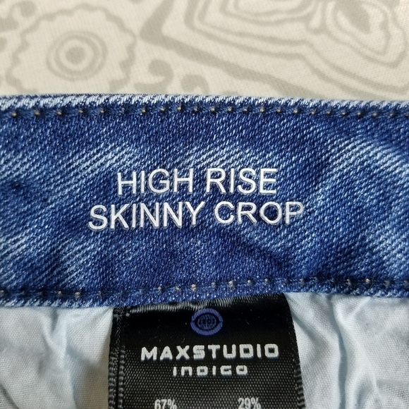 Max Studio High Mom Waist Skinny Crop Jeans - Picture 10 of 11